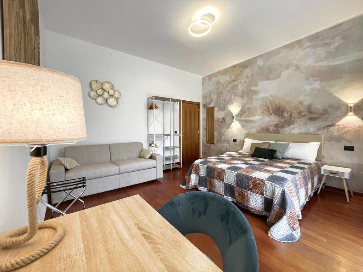 Trani Suite - Moro 10 Exteriör bild