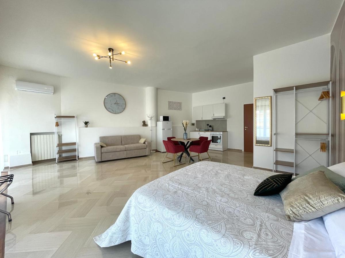 Trani Suite - Moro 10 Exteriör bild