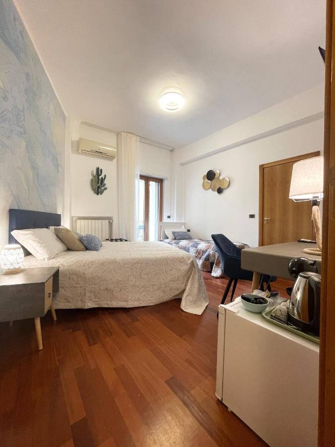Trani Suite - Moro 10 Exteriör bild